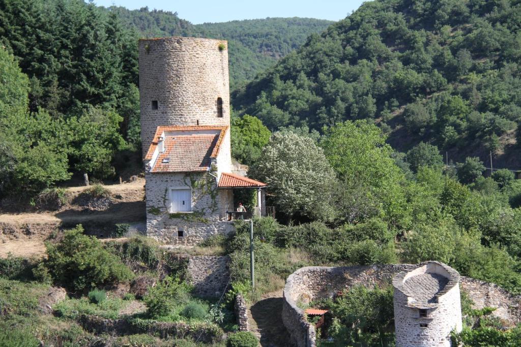 Hotel La Bougnate Blesle Dış mekan fotoğraf