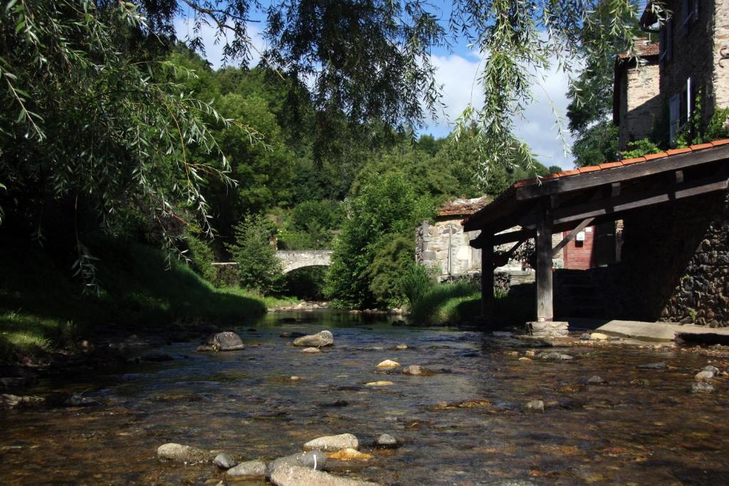 Hotel La Bougnate Blesle Dış mekan fotoğraf