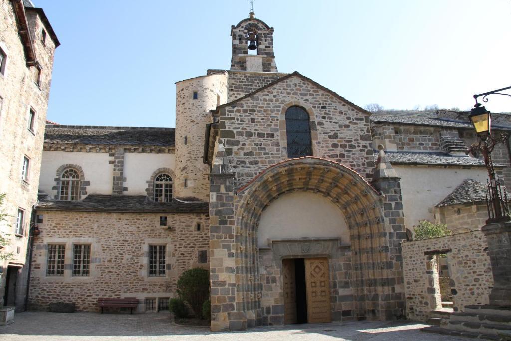 Hotel La Bougnate Blesle Dış mekan fotoğraf