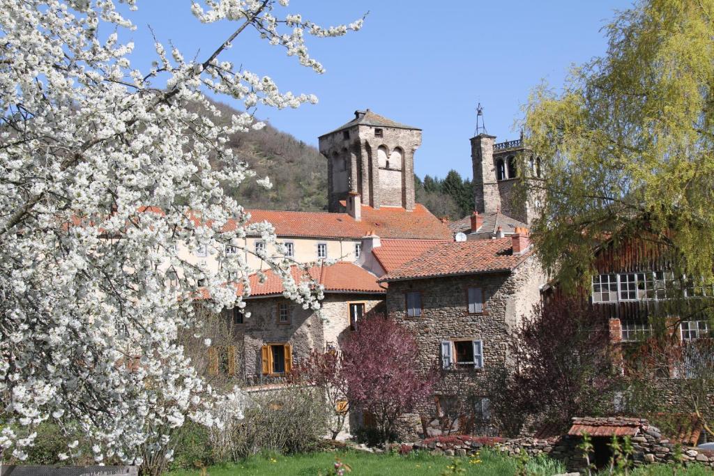 Hotel La Bougnate Blesle Dış mekan fotoğraf